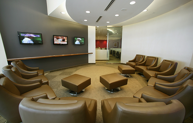 Plaza Premium Lounge Toronto Pearson International Airport